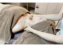 エーティーセンターラボ(At.center labo)/クリスティーナハーブピーリング