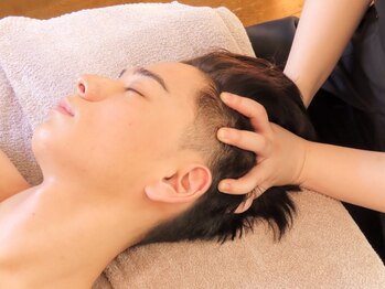 クランシュプール恵比寿鍼灸院の写真/【新メニュー】本気のたるみ＆エイジングケアに!温熱×光の全方位美肌コース◎リフトアップ＆肌質改善にも!