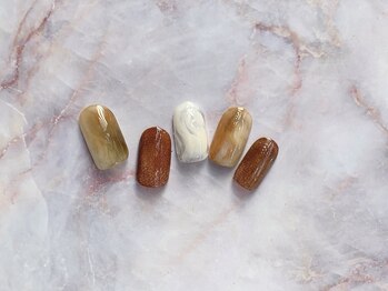 ミーム(meme)/マグネットネイル