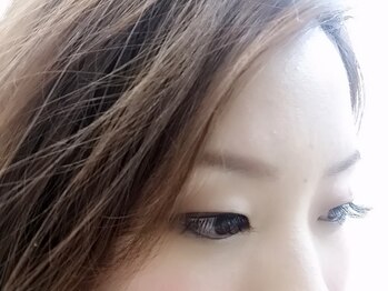 ミュラ 古江店(Myrrha)の写真/羽のように軽く、自まつ毛に優しい最高級セーブル♪当店1番人気【他店オフ込☆ナチュラルコース80本¥3570】
