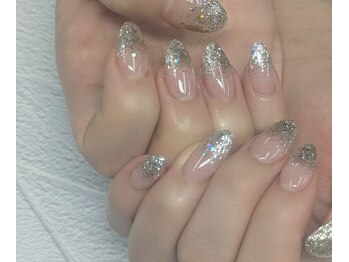 ランブルネイル(RAMBLE NAIL)/ラメグラデネイル