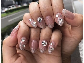 ジェイノヴァール(Jnovart)/