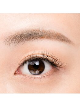 プラスアイ 千葉東口店/マスク生活には目元が重要