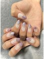 ネイルアンドビューティーサロン シュエット(CHOUETTE) マグネットフラッシュの変形フレンチ