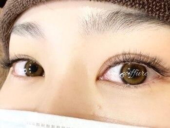 サロンドボーテ コワフール(salon de beaute coiffure)の写真/【講師担当】パリジェンヌで下りまつ毛解消!地まつげを傷めず根元から立ち上げ、すっぴんも目力UP♪