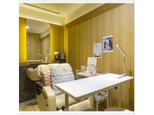 フィオーレフィオーレ 銀座の雰囲気（大人の女性が楽しめる上品カラーを豊富にご用意しております。）