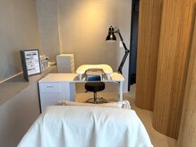 モアレネイル(moare' nail)の雰囲気（半個室のプライベート空間《※他のスタッフの出入りはあります》）
