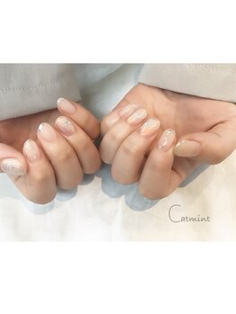 ネイルサロン キャットミントの写真/爪に優しいパラジェルフィルインを用いた丁寧な施術でシンプル大人ネイルに◎