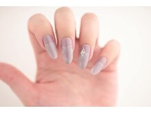 エムスラッシュ フィール 東戸塚店(M.SLASH)/上品キラキラネイル