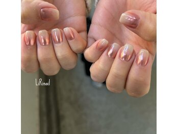 リリ ネイルアンドアイラッシュ(LiRi nail&eyelash)/ピンクミラー