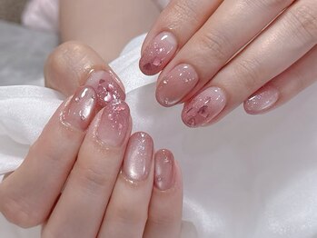 モアグラム 新宿東口店(More Glam)/透け感