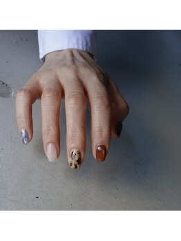 ワンカラー+5本アート【￥8300】