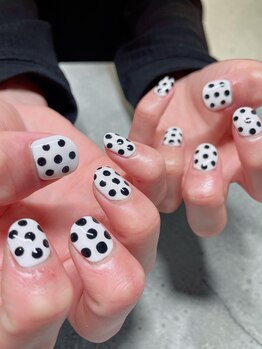 dot nail