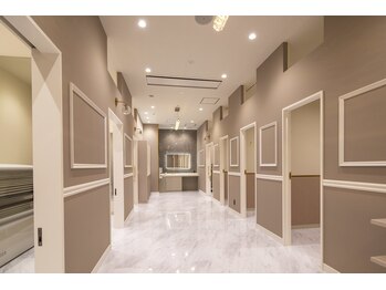 レックス ニジュウヨン フォー ウーメン(L'ex 24 for women)/エステルーム