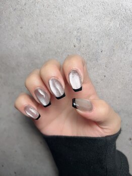 レヴィオ(Revio_)/マグネットネイル