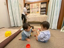 子育てママの整体サロン/施術中のお子様の様子