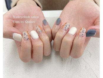 デザインネイル