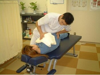 キュアアンドケア かまた整体院(Cure & Care)/施術風景