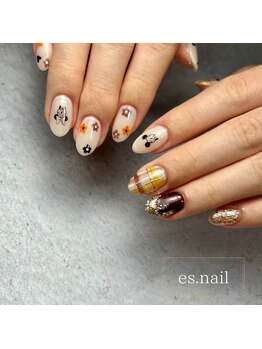 エスネイル(es.nail)/ちぐはぐ秋ネイル