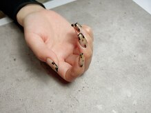 レヴィオ(Revio_)/ヒョウ柄ネイル