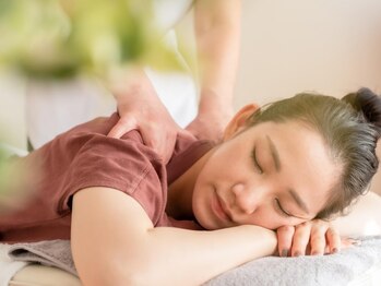 坂之上鍼灸整骨院の写真/首・肩のつらさは姿勢から！熟練の手技でこり固まった筋肉や骨を丁寧に整えて、心もカラダもスッキリ☆