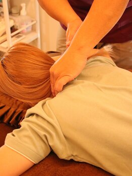 鍼灸整体ととのう 別府本院/首周りの手技