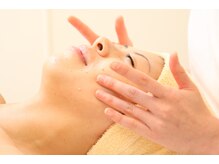 美サロン ピーアンドイー 本店(P&E)