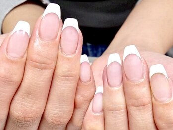 イリゼネイル(iRise nail)/フレンチ