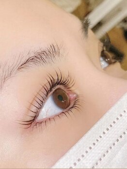 サロン リアンの写真/多種類のロッドからお客様一人ひとりのお目元にあわせてご提案♪自然な仕上がりで、大人女性の方にも◎