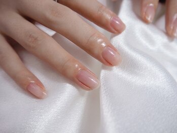 リュール(Lueur)の写真/《フィルイン・パラジェル取扱》乾燥が気になる時期に、爪の健康を考えたケア◎育爪中も理想の指先で☆