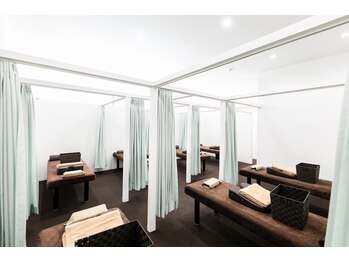 あおば整体院 フレスポ春日井店/ 腰痛 骨盤矯正 肩こり 猫背矯正