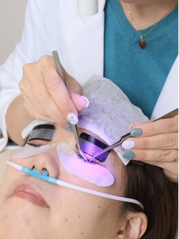 ジョリア 西大寺店(Jollier)の写真/【LEDマツエクで持続力UP】大和西大寺駅徒歩4分で通いやすい◎持ちが自慢のサロンで、理想の目元を実現♪