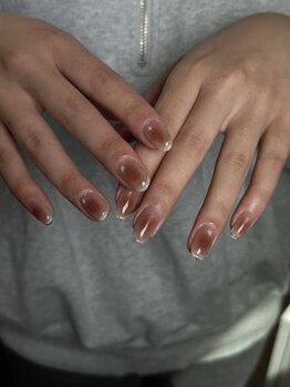 private nailsalon SEA/cheek nuance