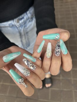 フォア ネイル(FOI NAIL)/