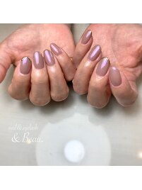 ヌードカラーにアクセントを☆