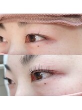 リ アイズプラス(RE EYES +)/リフトカールでぱっちり目元に