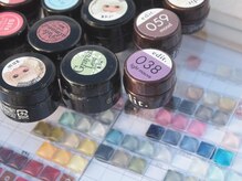 セルフ除去簡単!シェラックも豊富なカラーをご用意