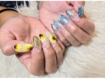 ヒマワリ、人魚ネイル