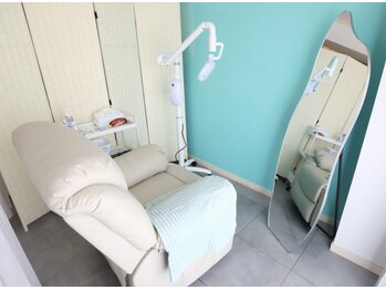 ホワイトニングショップ 明石大久保店/半個室空間でリラックス♪