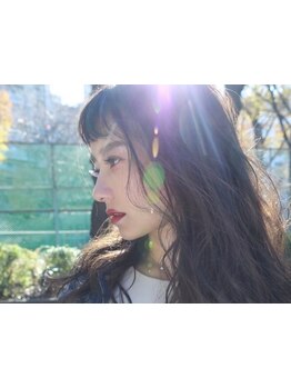 ナチュラル上品な目元にしたい