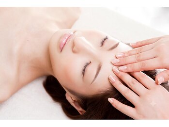 ローズフルール(Rose fleur)の写真/【いちご鼻・黒ずみ毛穴に◇】肌の土台から生き生きした顔へ。一人一人の肌質に対応した専門ケアサロン♪