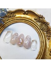 ピオニーネイル(peony nail)/ホワイトフラワー