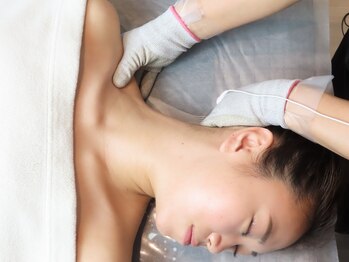 自然美人/いた気持ち良い本格コルギ