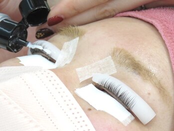 マッチレス ファム(matchless,femme)/まつげパーマ施術工程 5