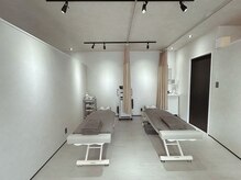 ヴェル整骨院 整体院の雰囲気（清潔感のあるオーダー施術ベット♪ 【中央林間/整骨院】）