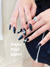 ネコ(Neko)/ワンカラー　ブラック　個性派