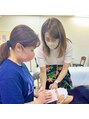 あたまのオアシス スクールの講師も務めており、卒業生は全国に700名以上います。
