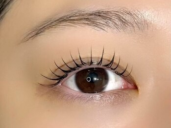 モアソシアの写真/【＆Healthy(アンドヘルシー)】流行りの束感まつ毛♪エクパーマ100本¥9350！単品まつげ毛パーマ¥4400も人気