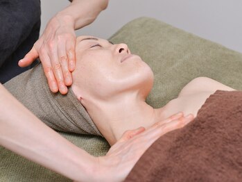 トリディア/年齢が現れやすい首のケアまで