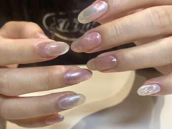アトリエ フェム(atelier.fem)/うる艶ニュアンスネイル